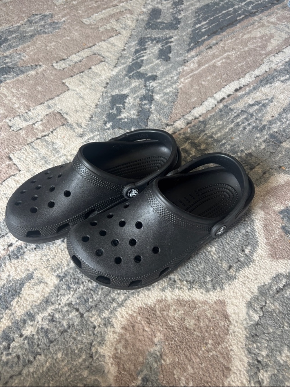Black Crocs- Classic Comfort
